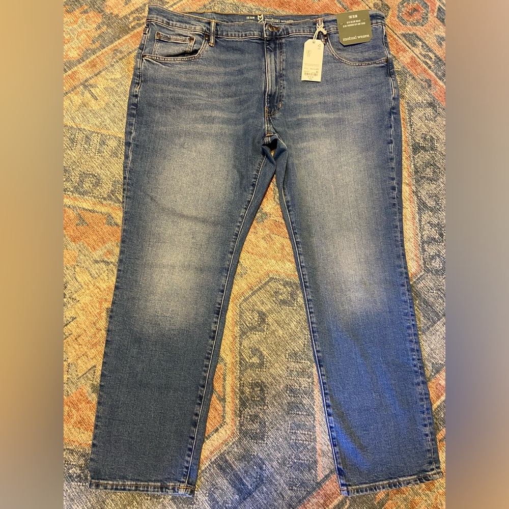42 x 30 NWT Men’s Jeans